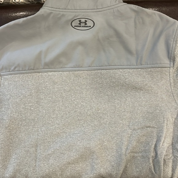 Under Armour quarter zip - Picture 2 of 4